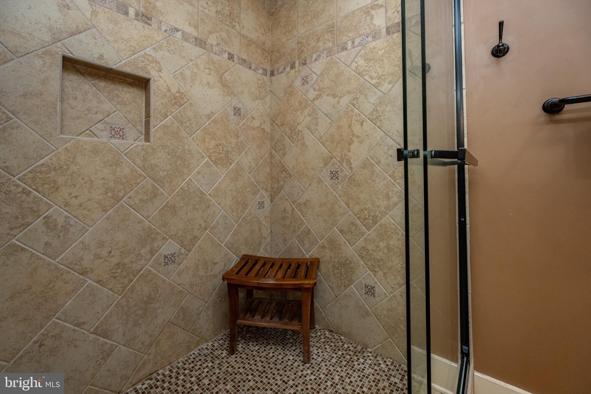 MYSTIC CREEK - Residential