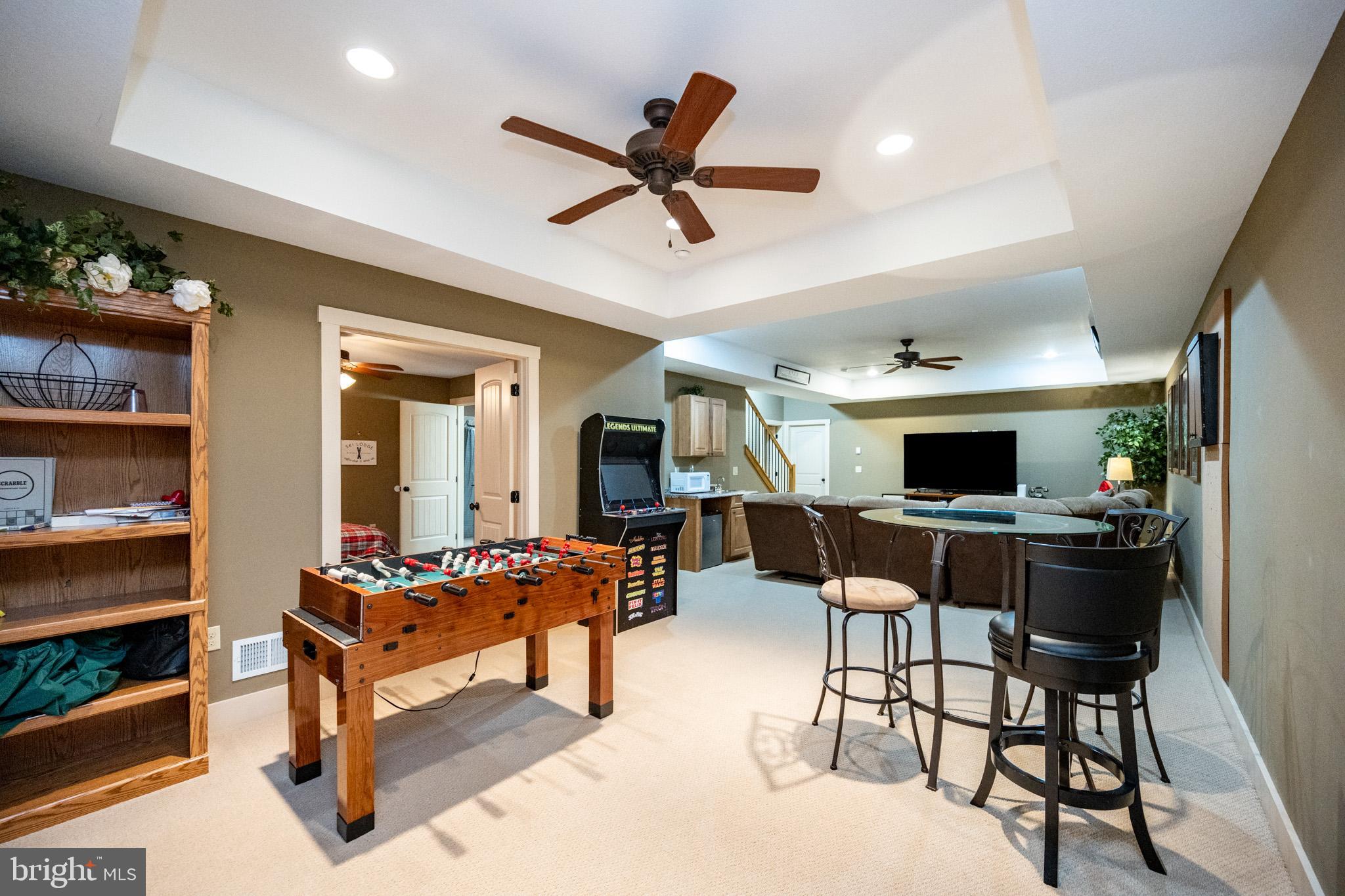 MYSTIC CREEK - Residential