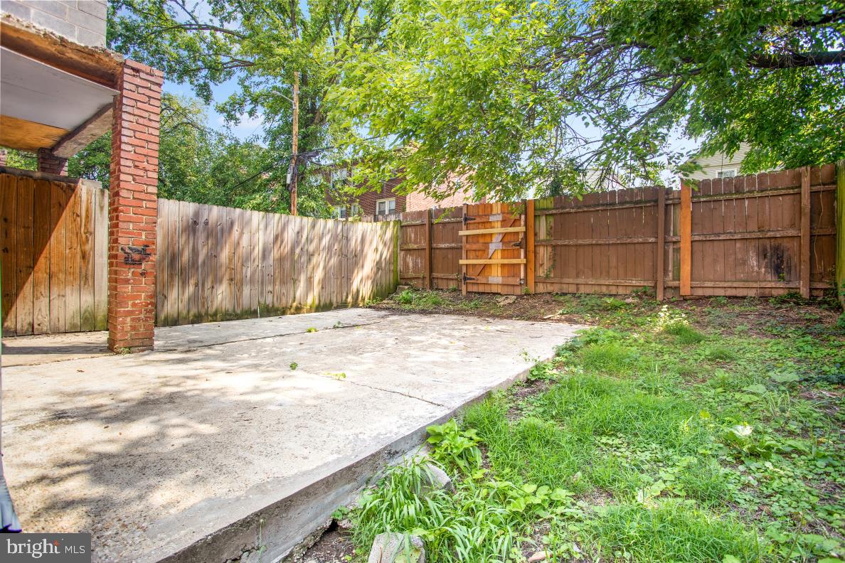 349 PARKLAND PLACE SE