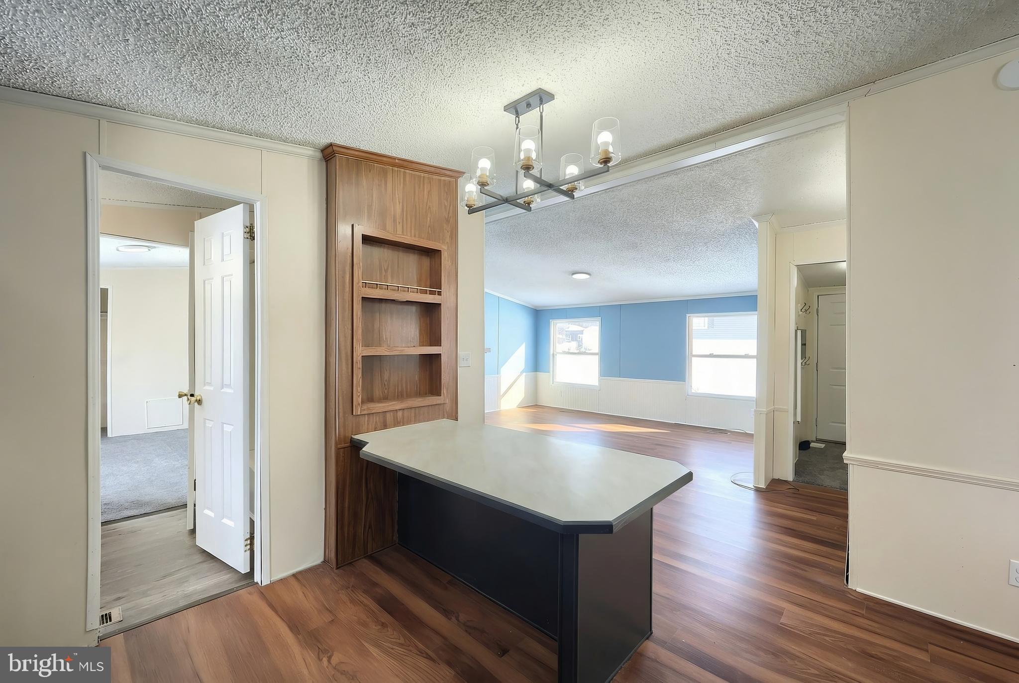 MEADOWVIEW PARK ESTATES - Residential