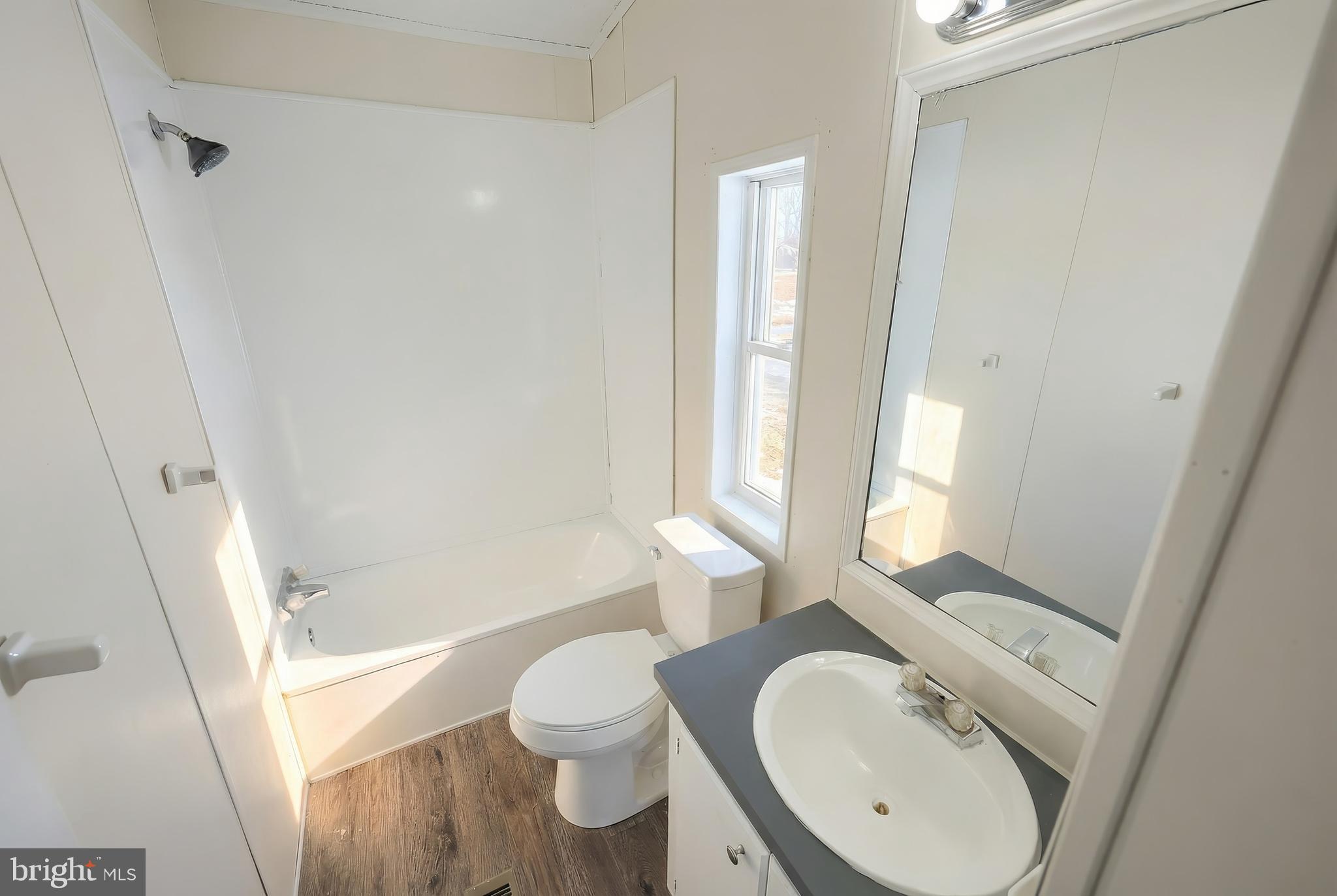 MEADOWVIEW PARK ESTATES - Residential