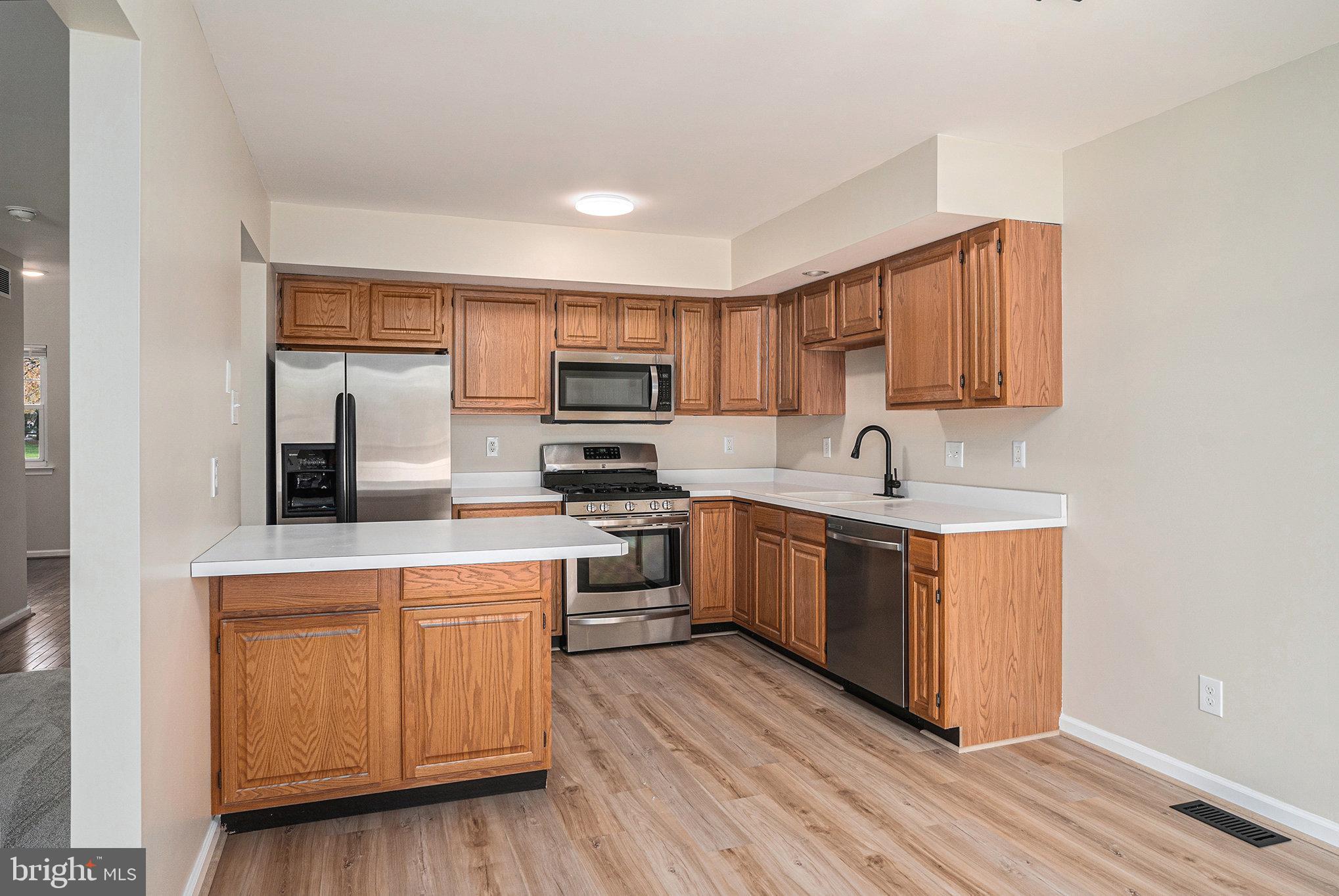 CABIN RUN ESTS - Residential