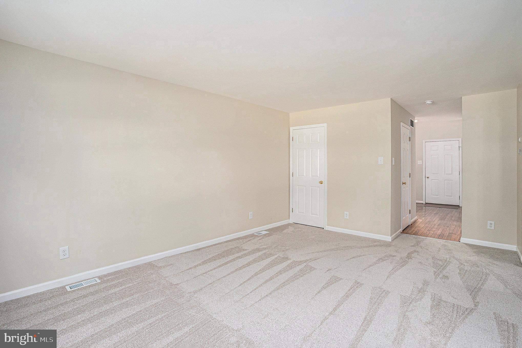 CABIN RUN ESTS - Residential