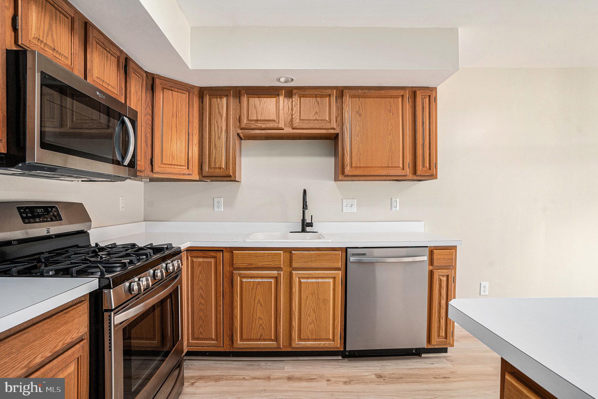 CABIN RUN ESTS - Residential