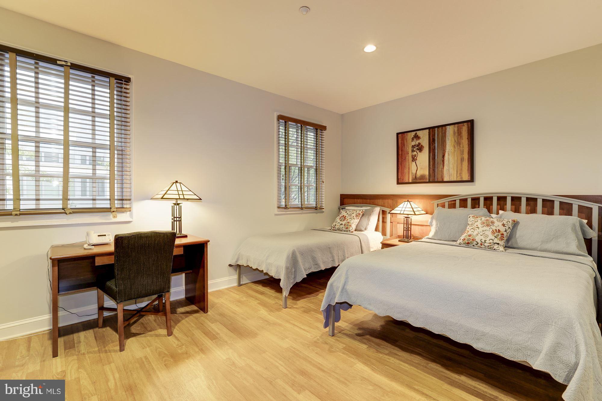 NORTHWEST PARK - Residential