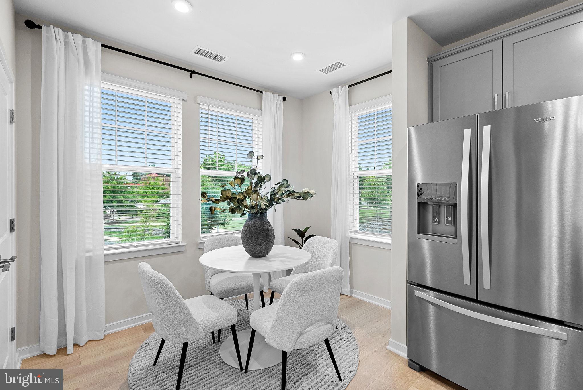POTOMAC STATION MARKETPLACE - Residential