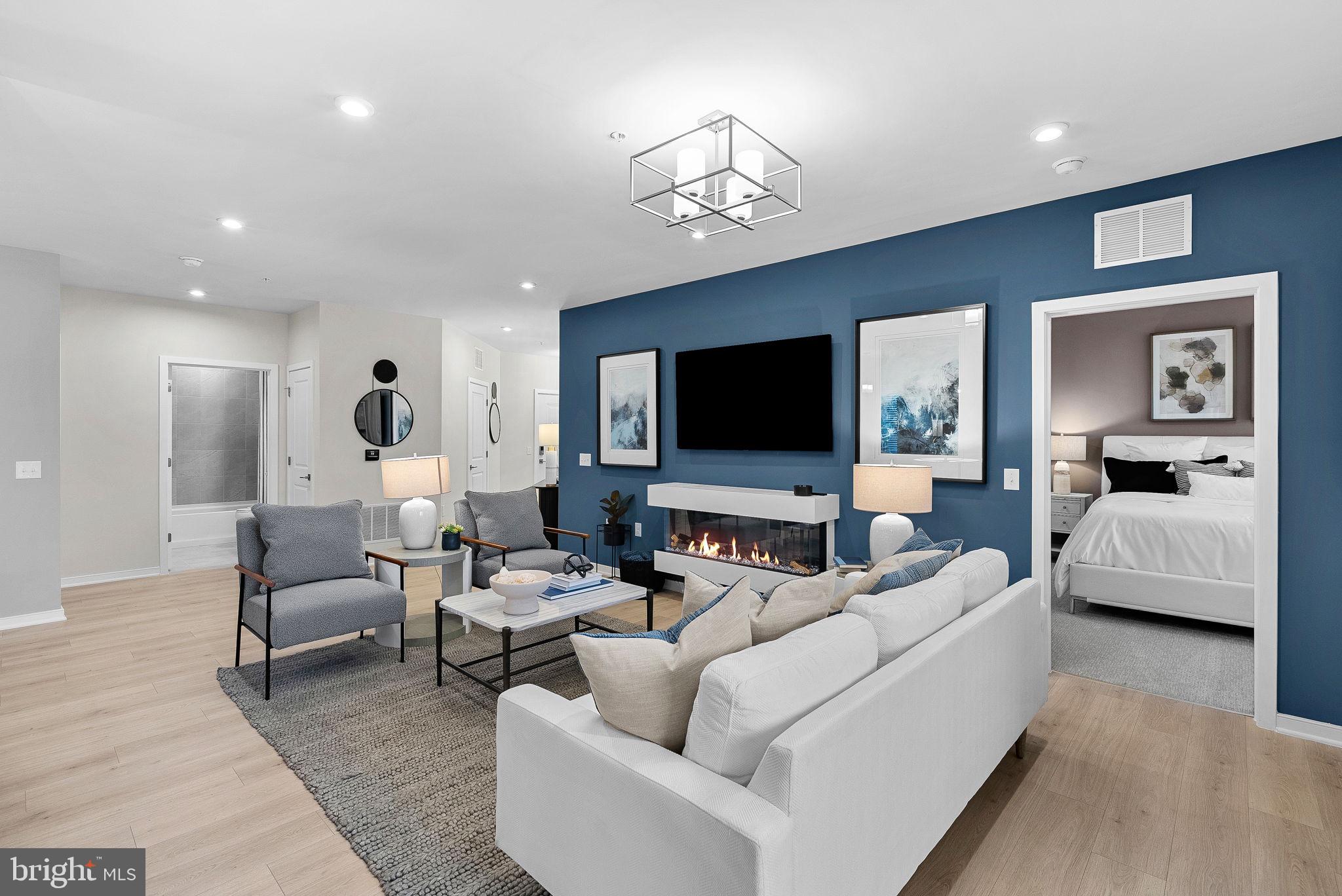 POTOMAC STATION MARKETPLACE - Residential