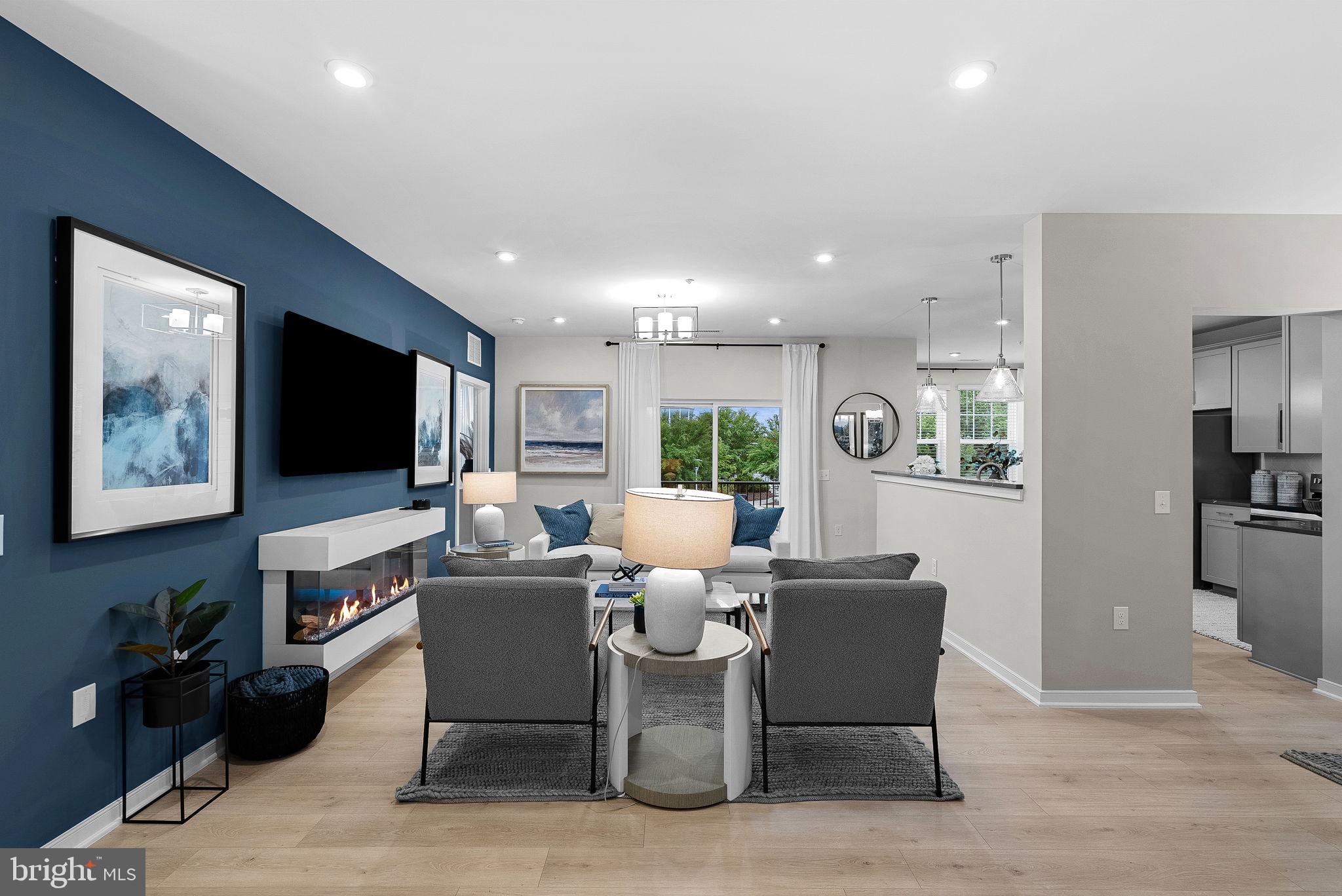 POTOMAC STATION MARKETPLACE - Residential