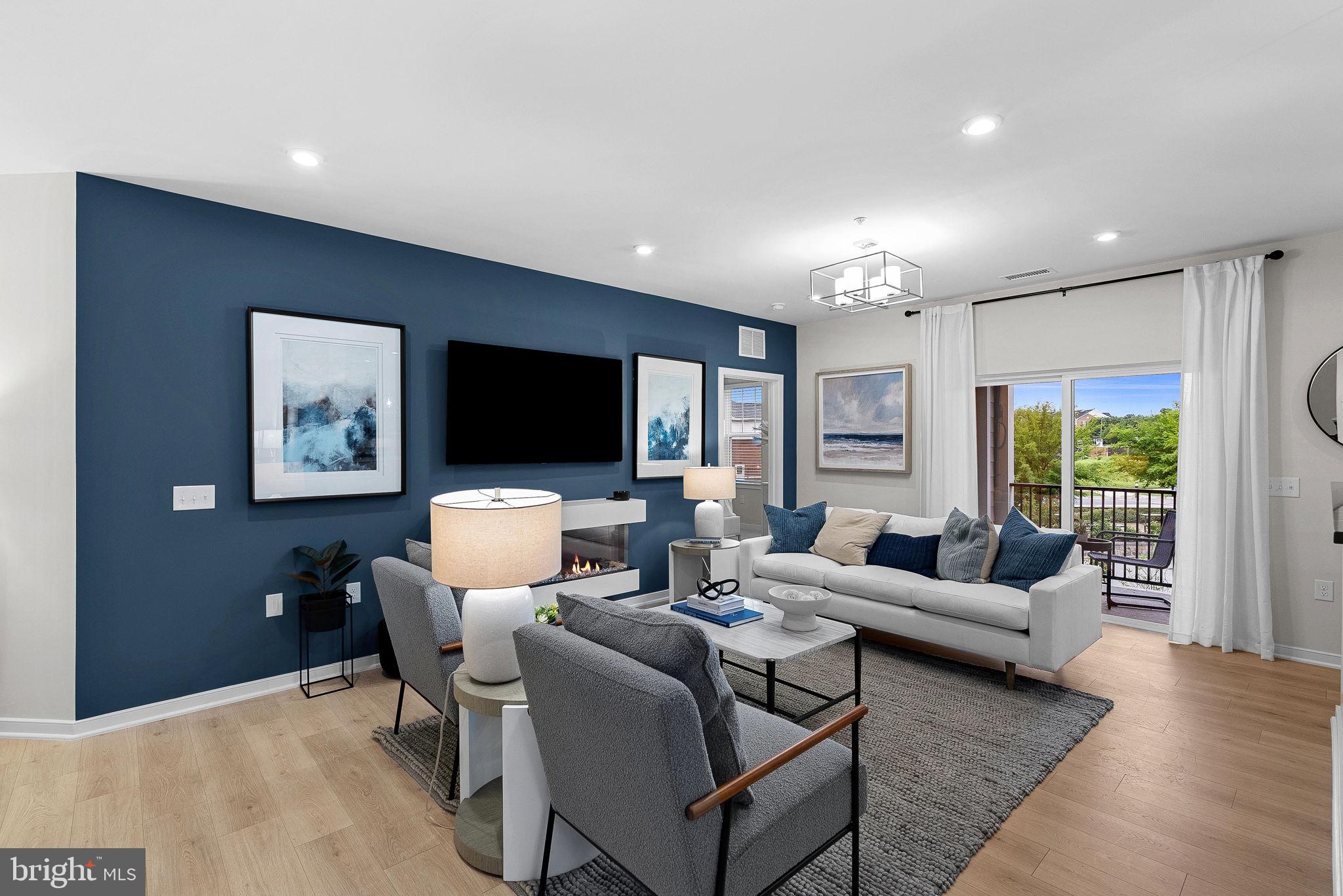 POTOMAC STATION MARKETPLACE - Residential