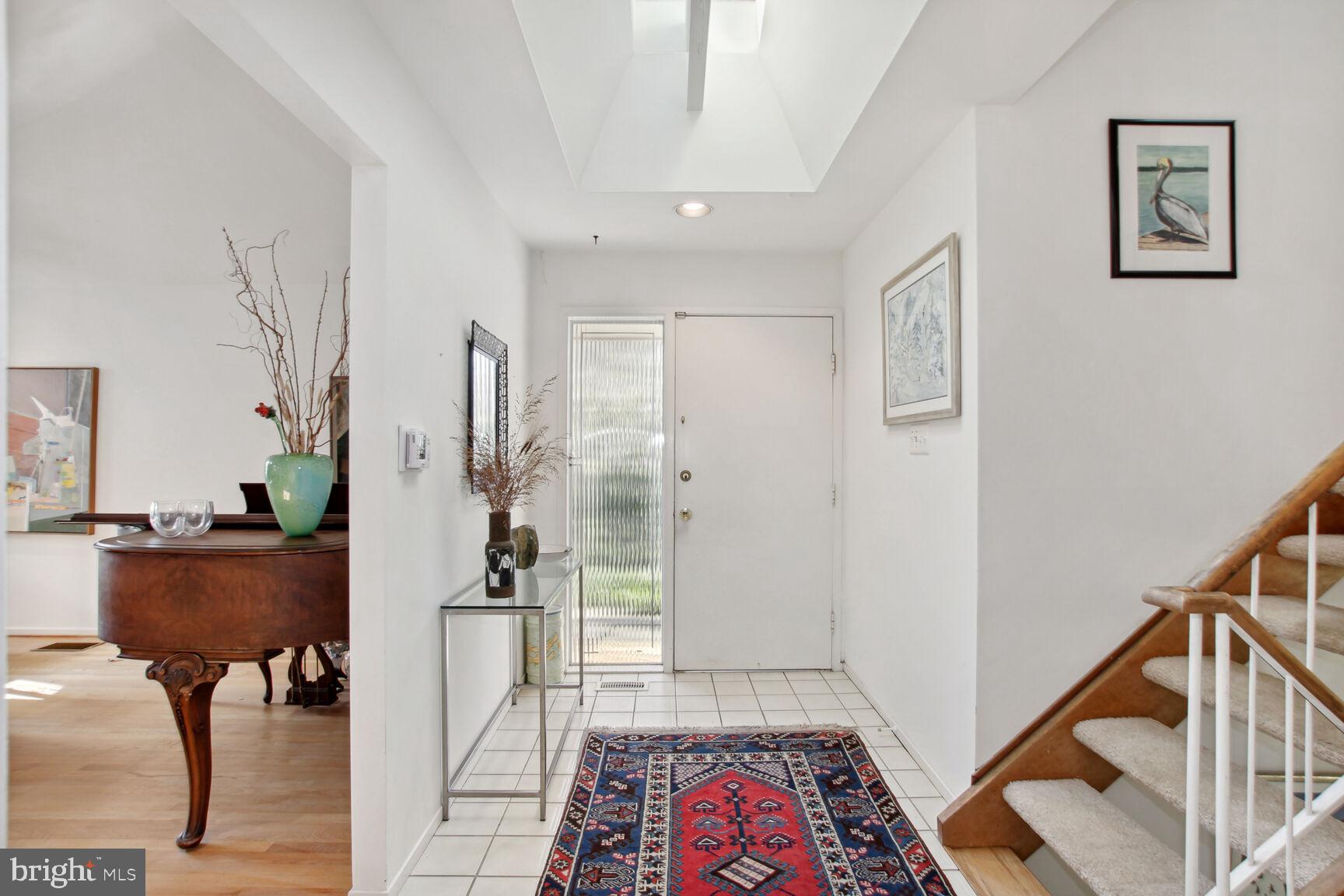 CARDEROCK SPRINGS - Residential