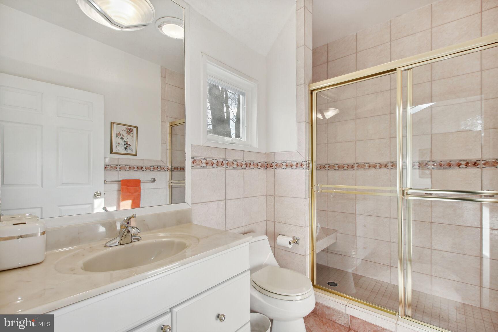 CARDEROCK SPRINGS - Residential