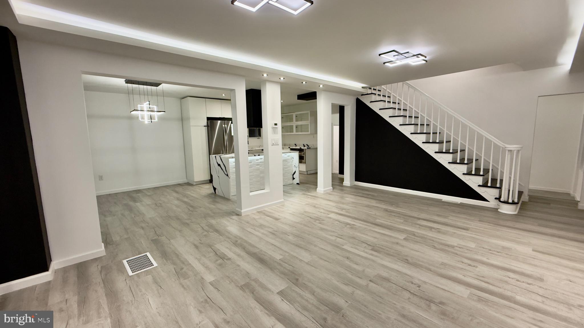 2319 FAIRVIEW AVENUE