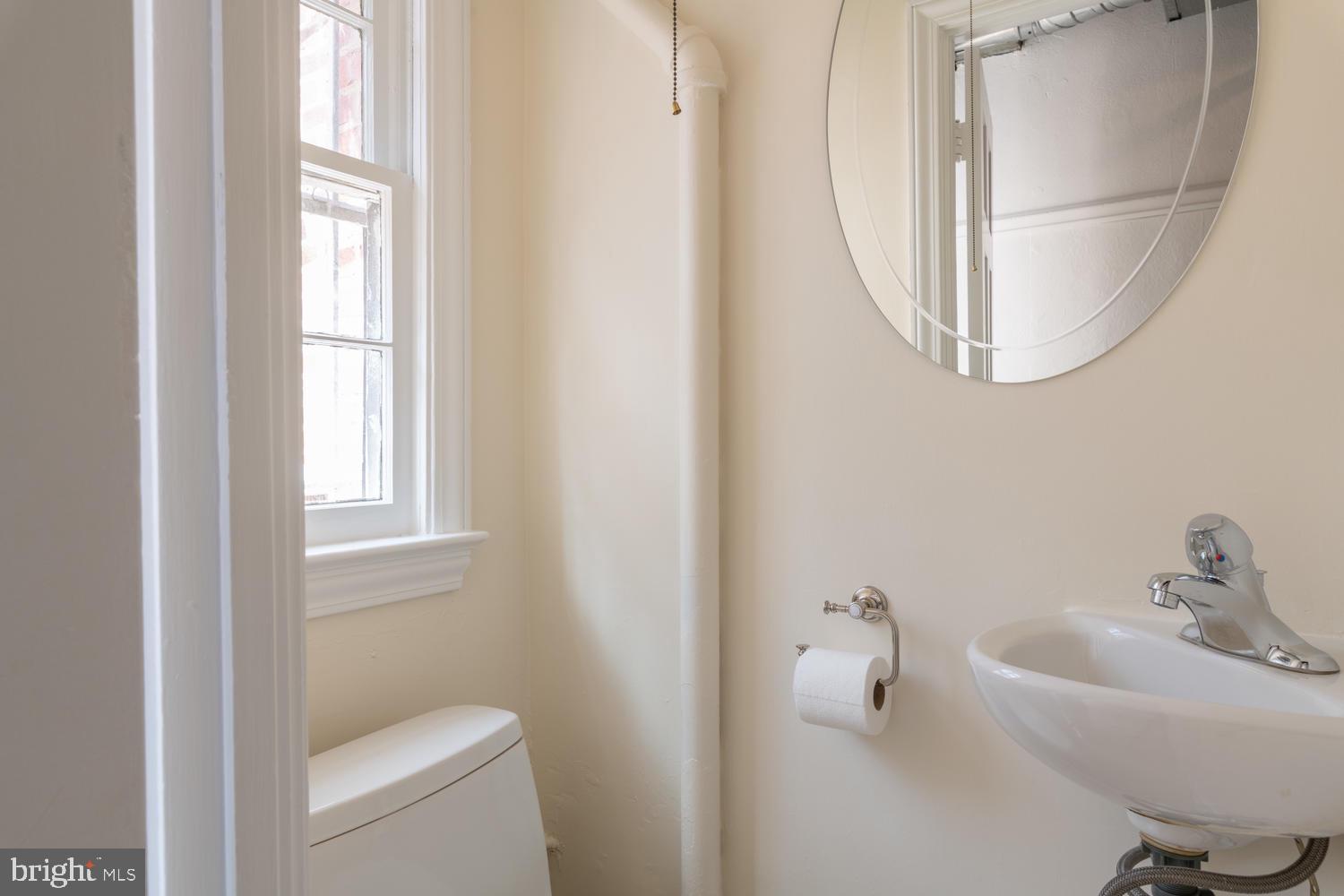 YATES GARDENS - Residential Lease