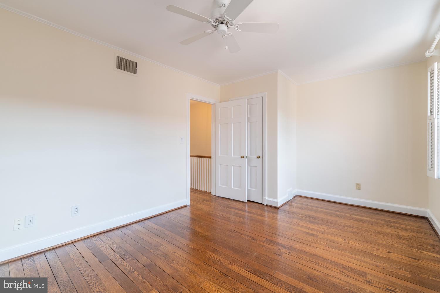 YATES GARDENS - Residential Lease