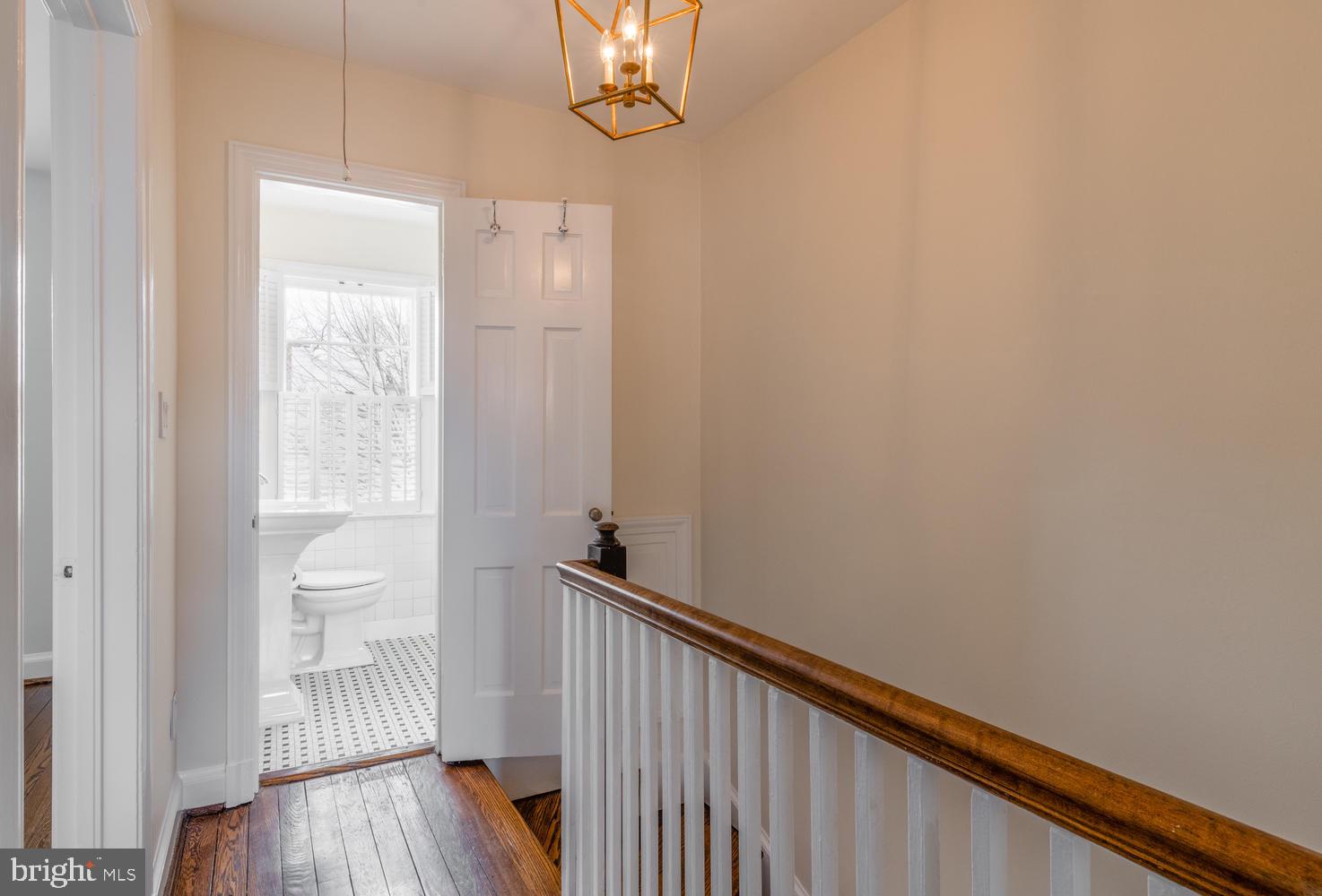 YATES GARDENS - Residential Lease