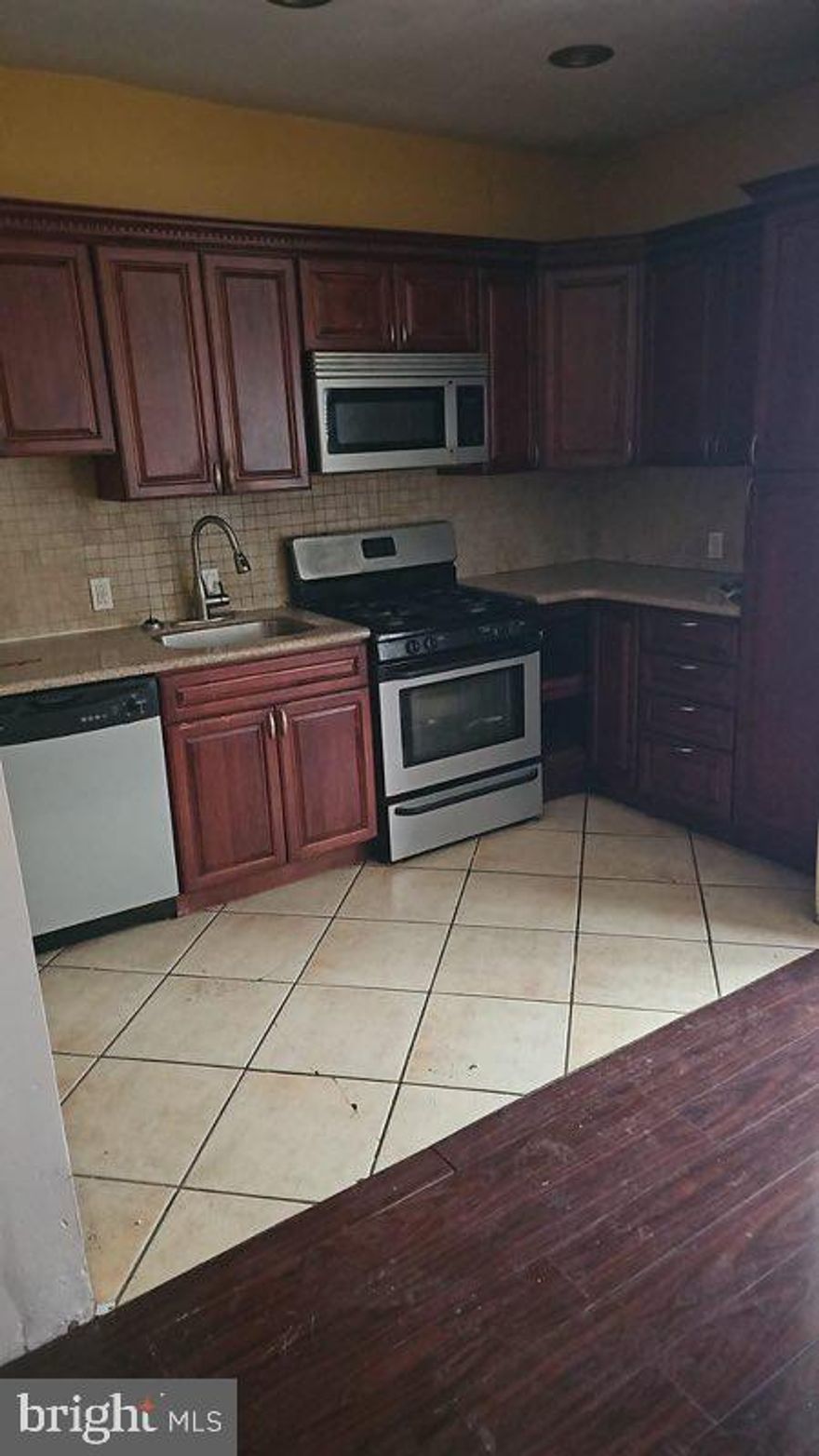 1020+ sq ft well maintained house located on a quiet block in Cobbs Creek, off of Baltimore Ave and Cobbs Creek. This is a Sheriff Mortgage sale selling of winning bid, cash deal only. Real Estate agent has financial interest. Settles with the sheriff office.