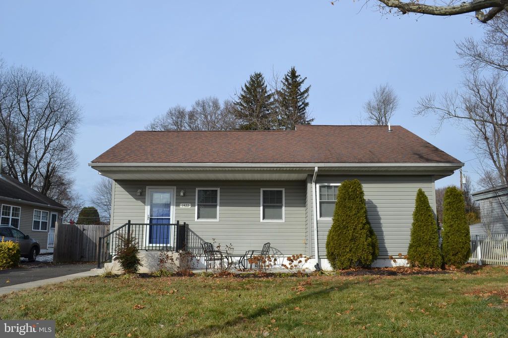 Photo of 1422 High Avenue, ABINGTON, PA 19001 (MLS # PAMC2163344)