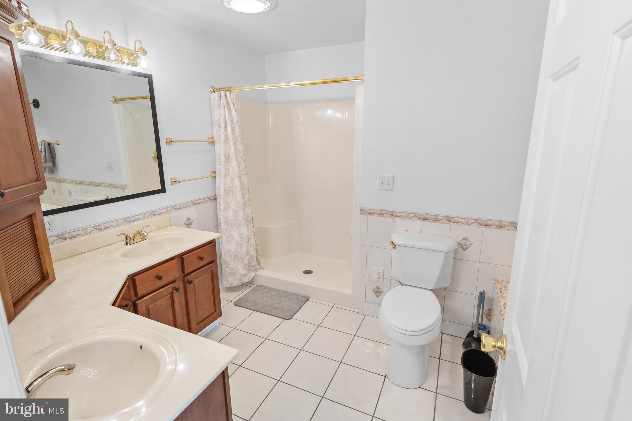 STONELEIGH - Residential