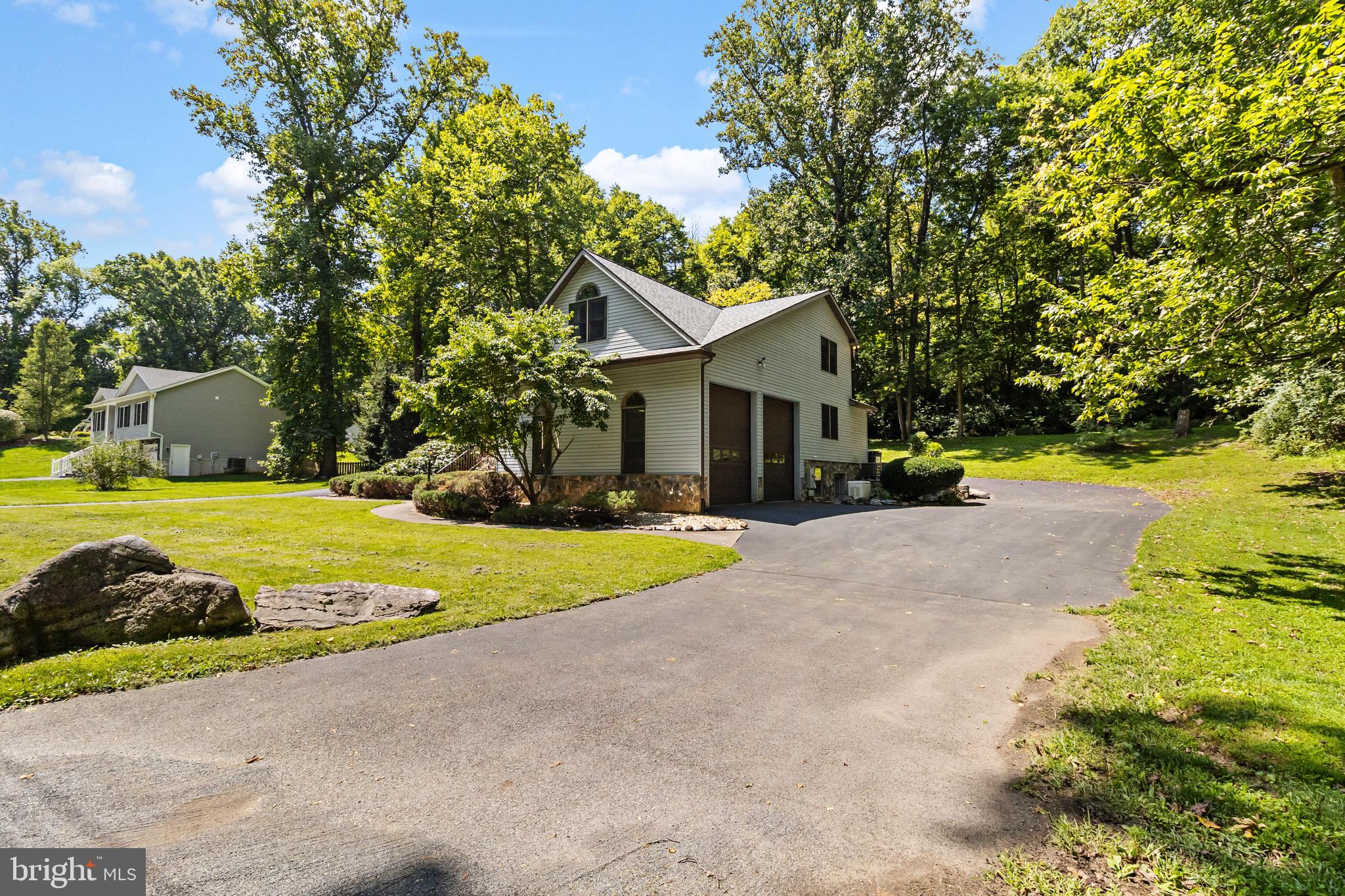 STONELEIGH - Residential