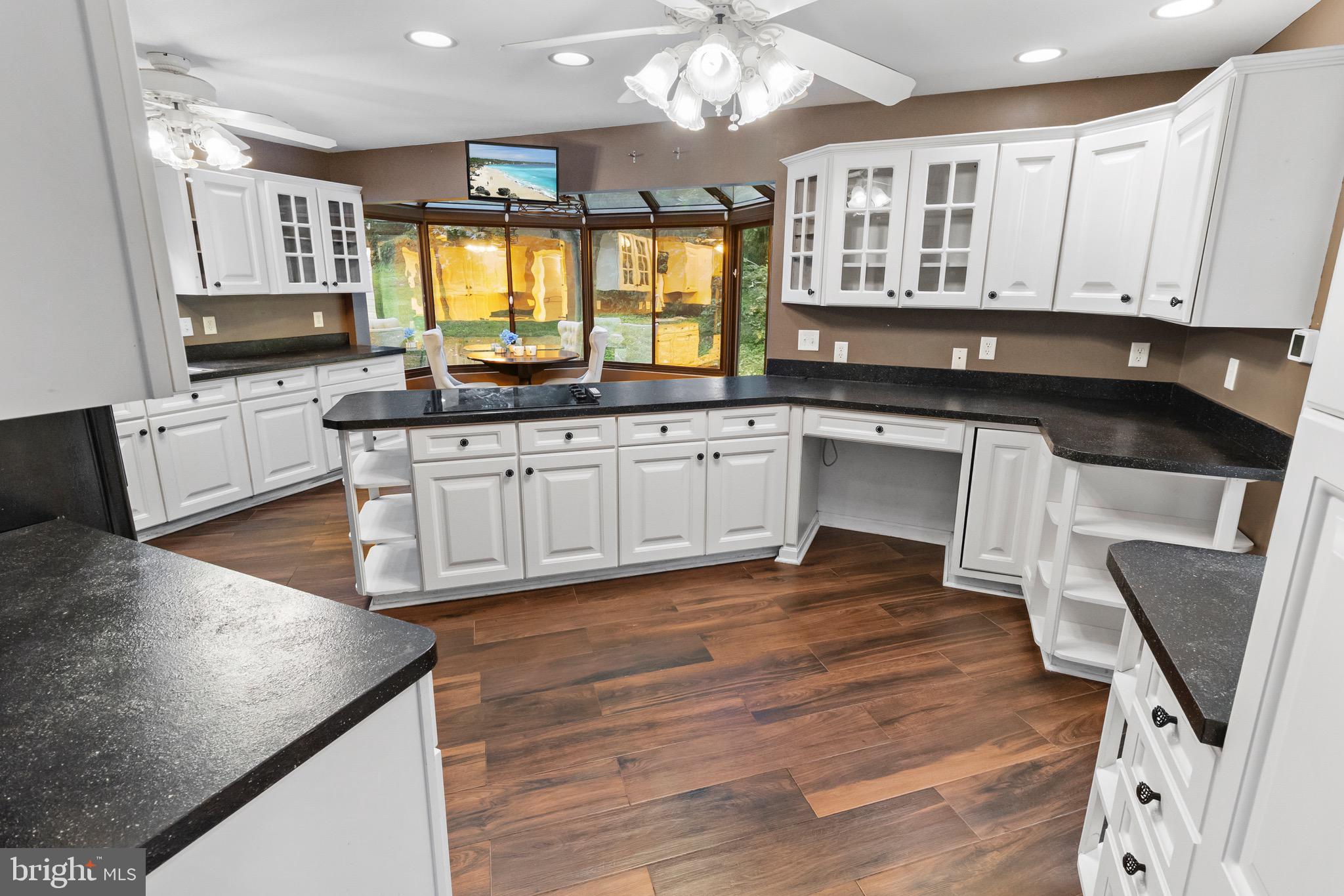 STONELEIGH - Residential