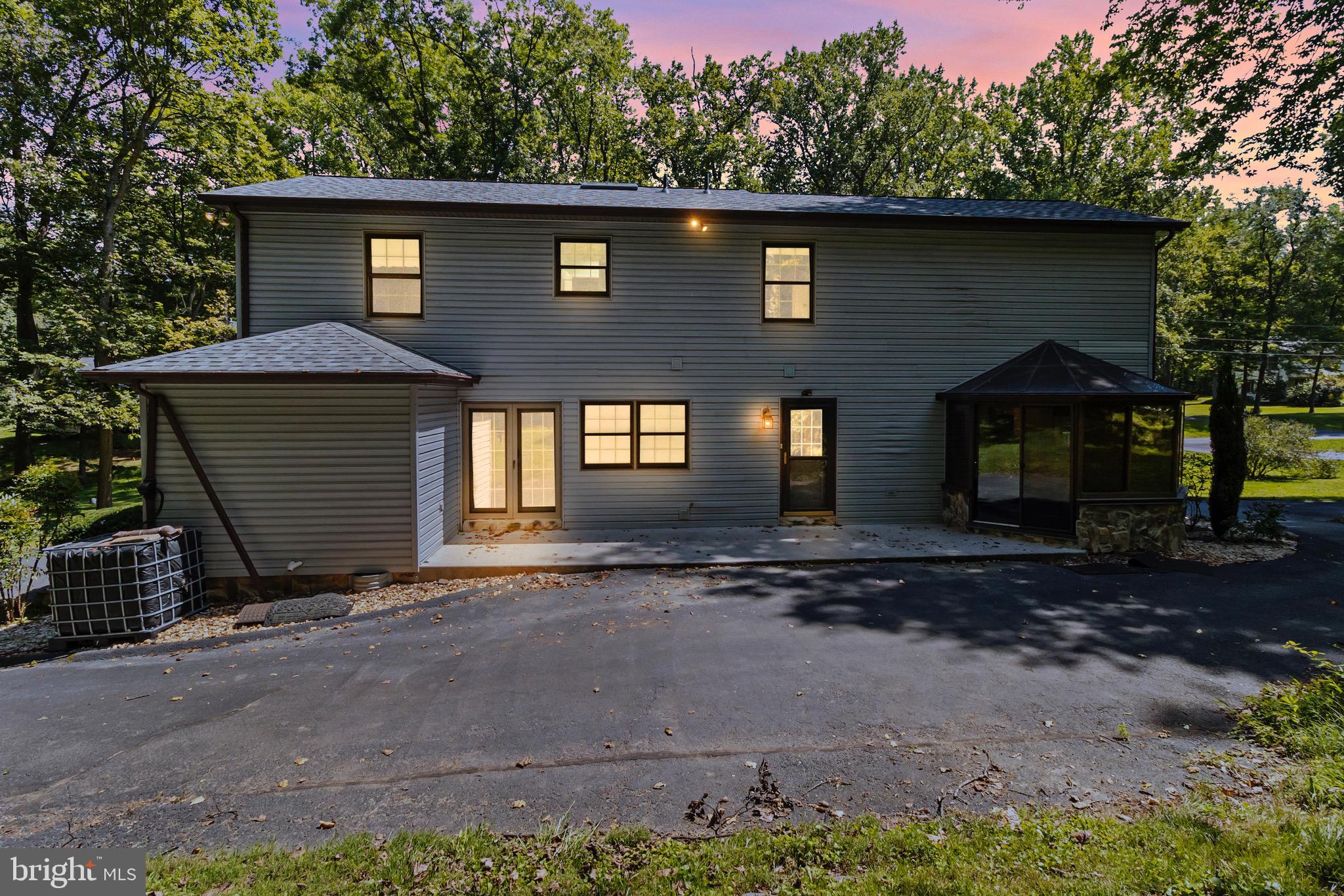 STONELEIGH - Residential