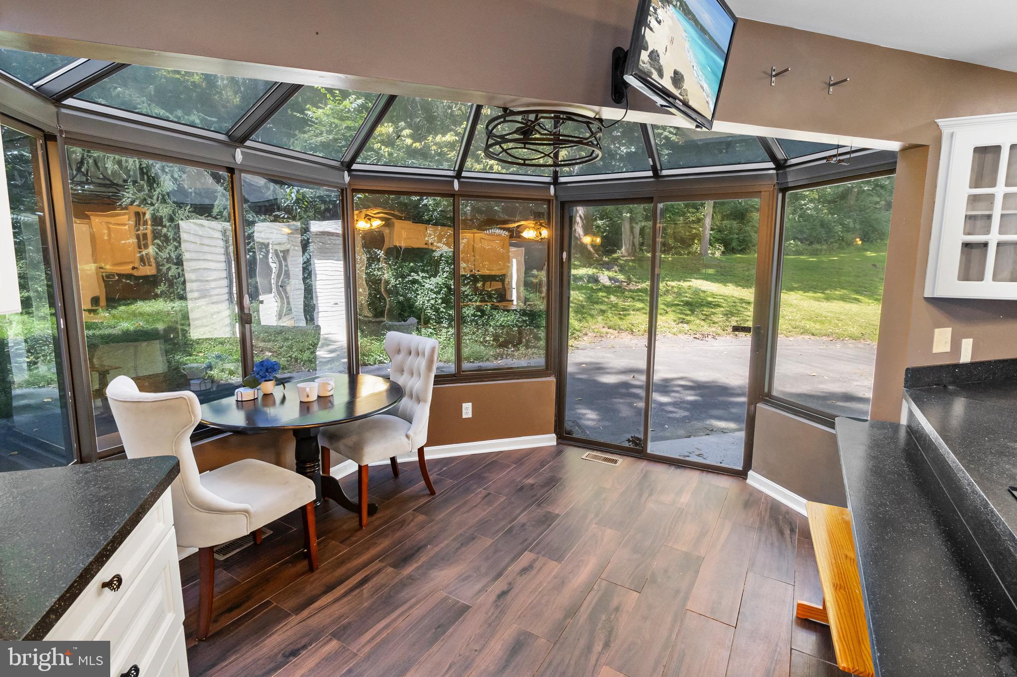 STONELEIGH - Residential