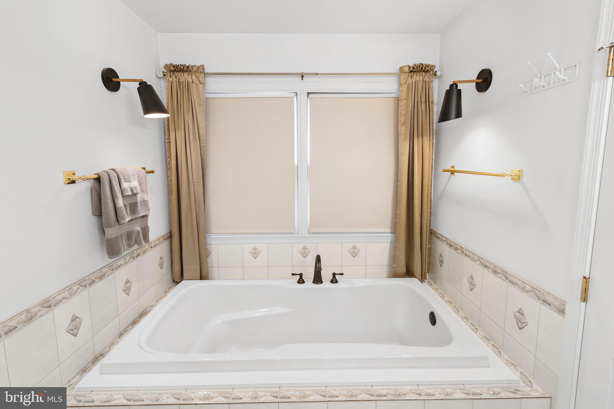 STONELEIGH - Residential