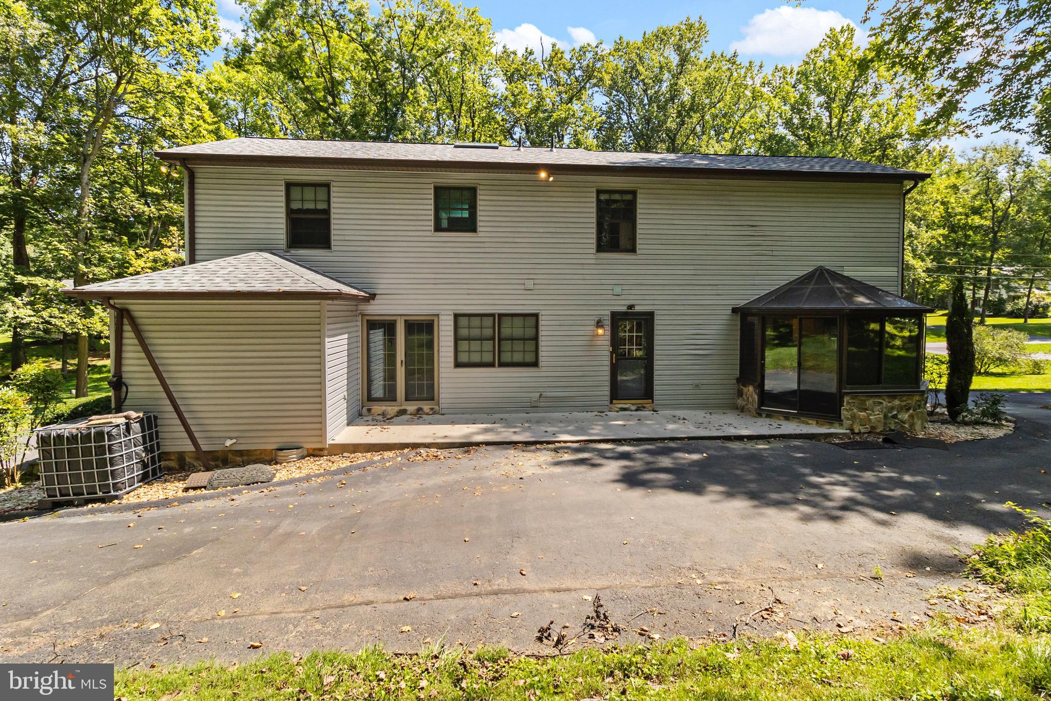 STONELEIGH - Residential