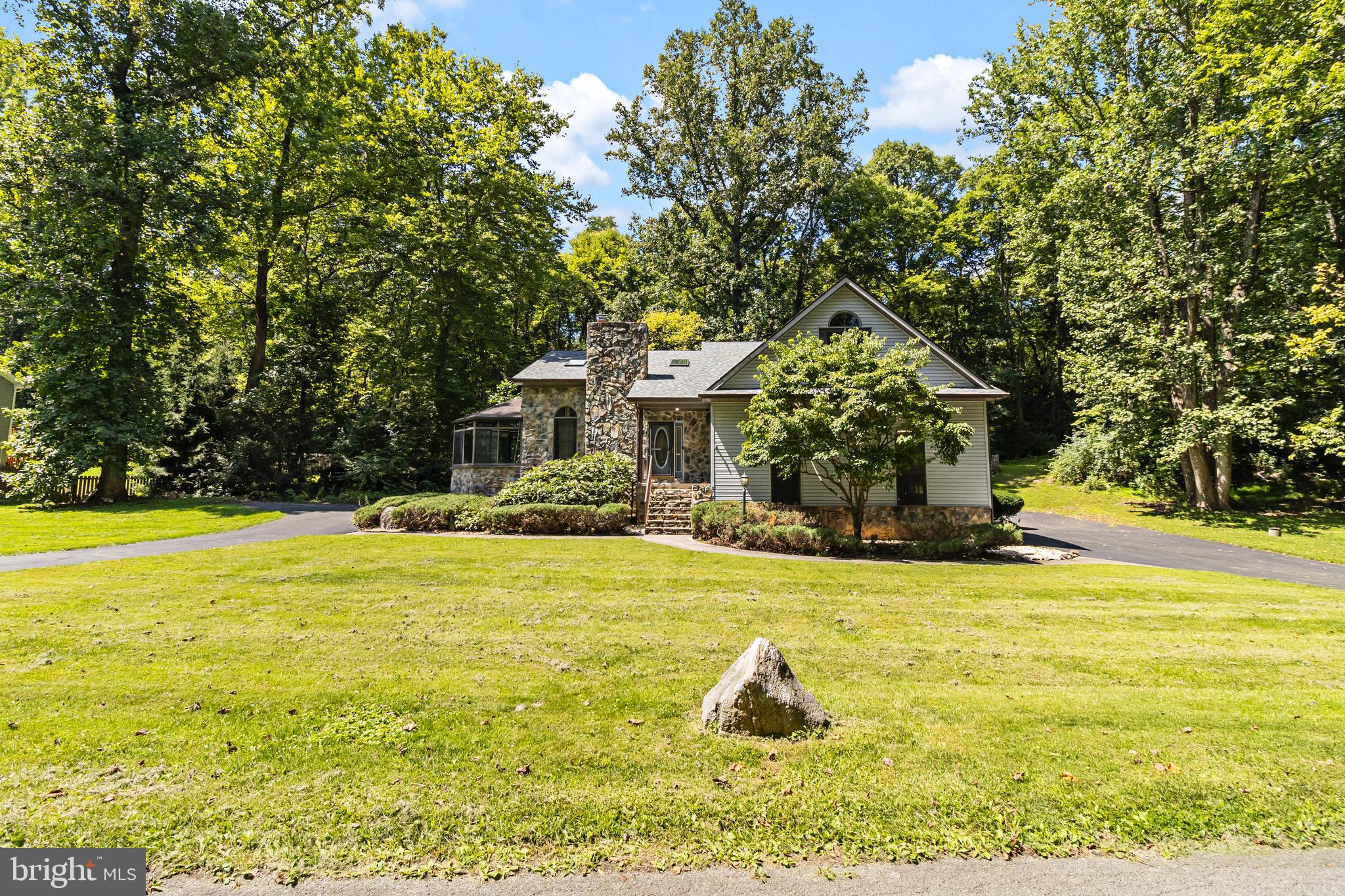 STONELEIGH - Residential