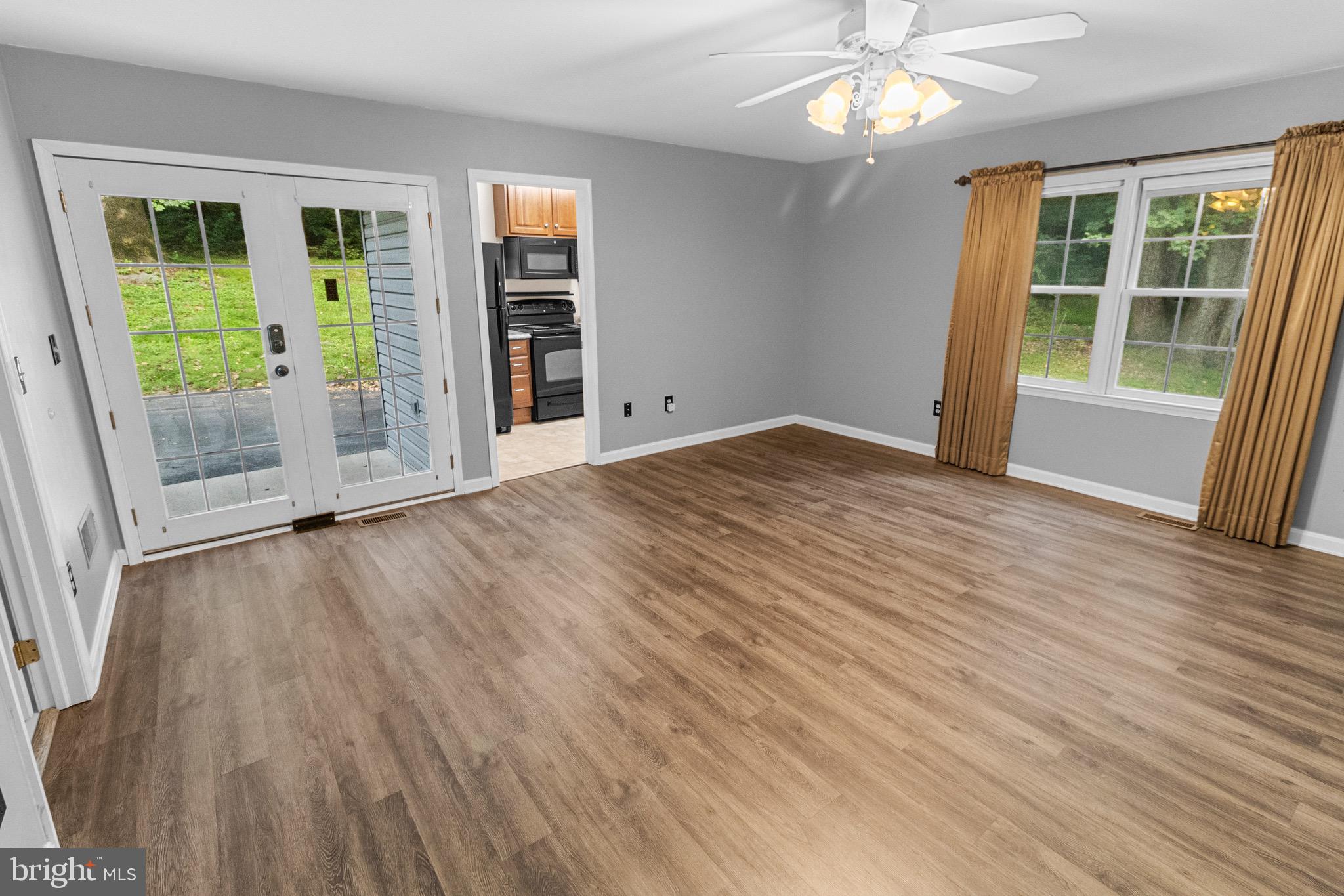 STONELEIGH - Residential