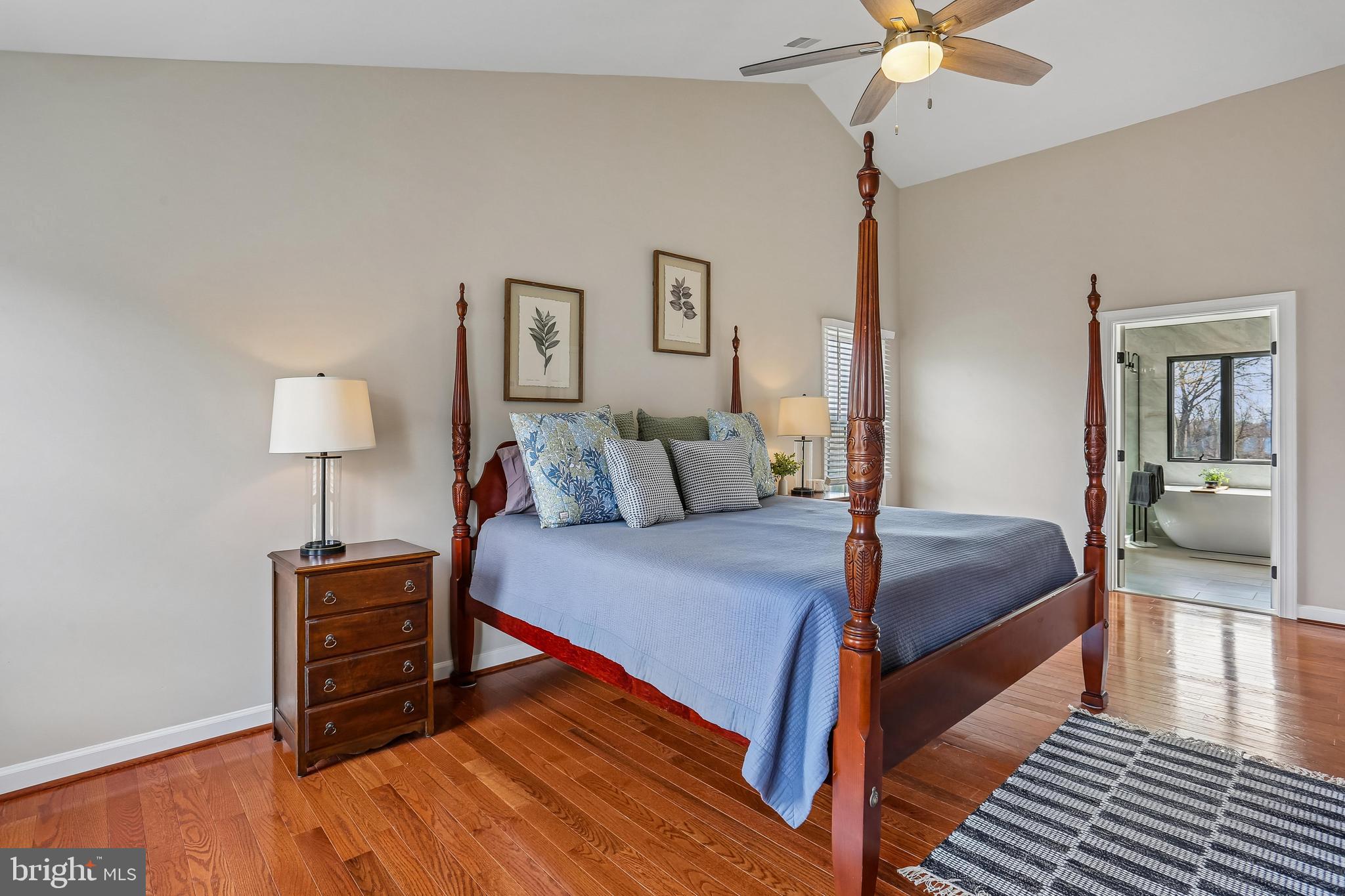 LAYTONSVILLE KNOLLS - Residential