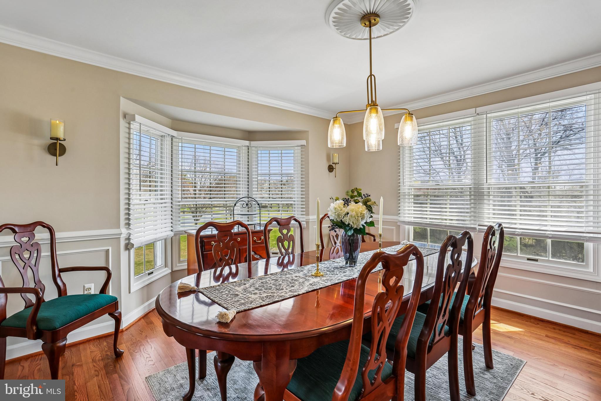 LAYTONSVILLE KNOLLS - Residential