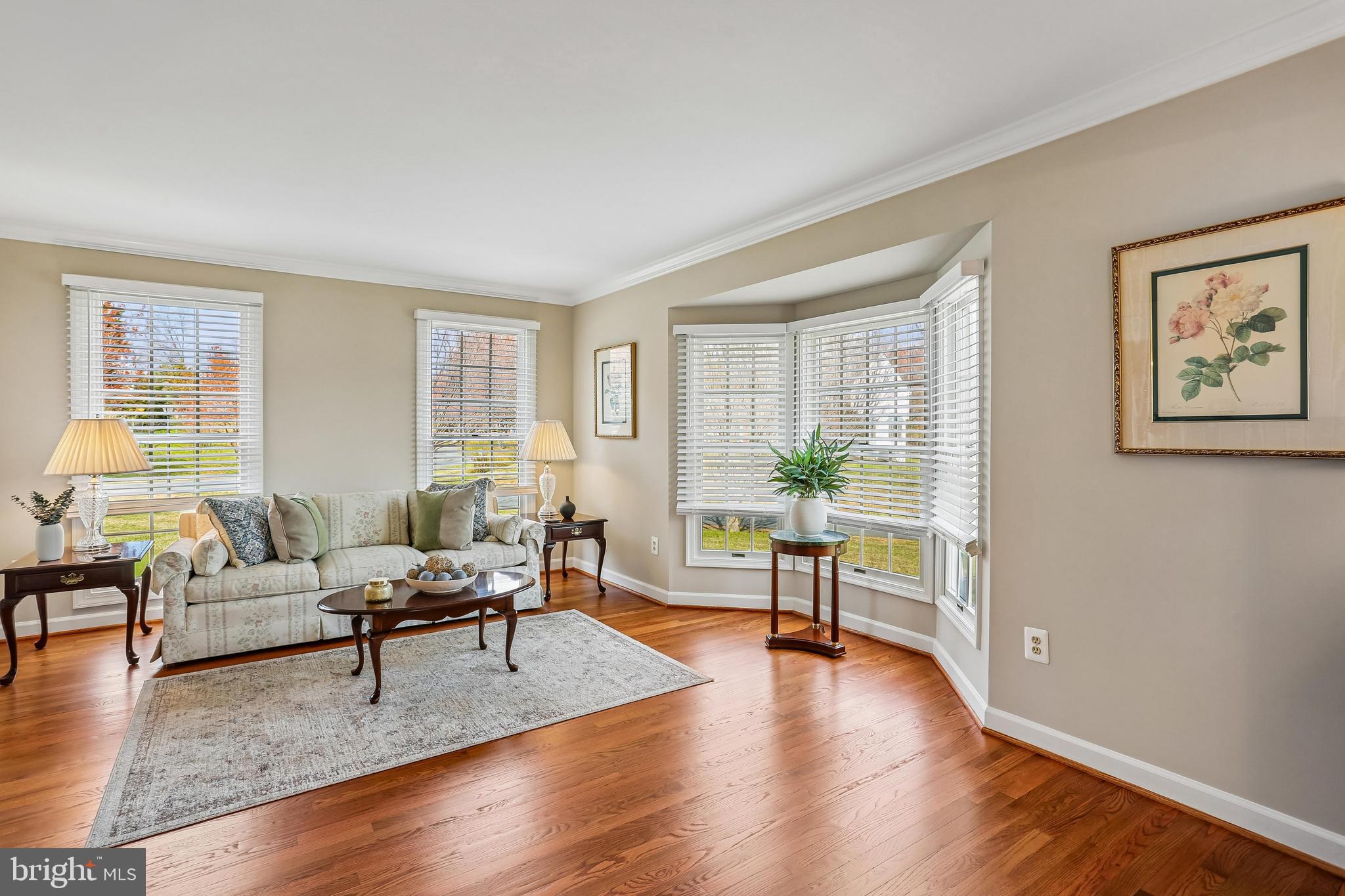 LAYTONSVILLE KNOLLS - Residential