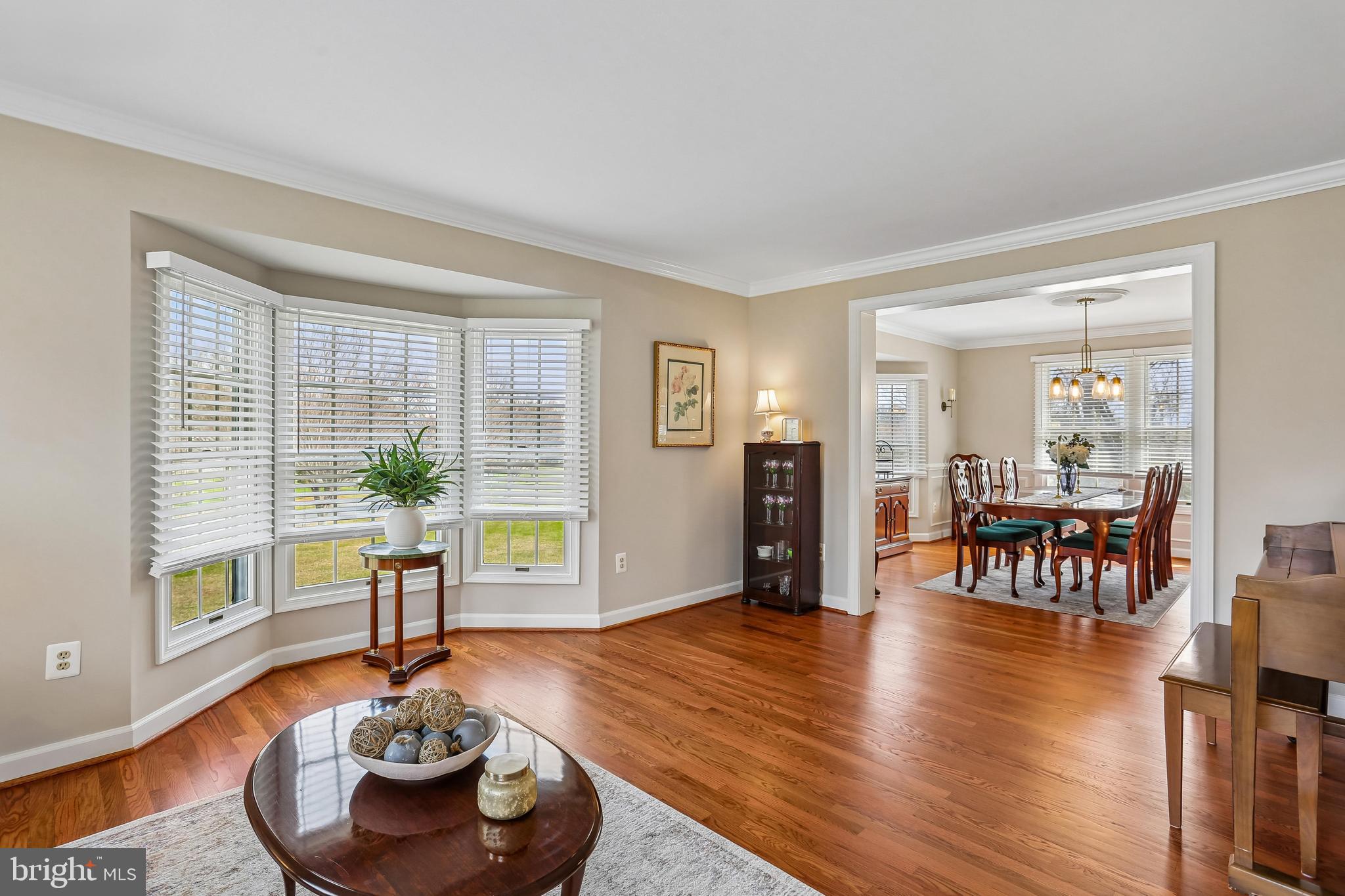 LAYTONSVILLE KNOLLS - Residential