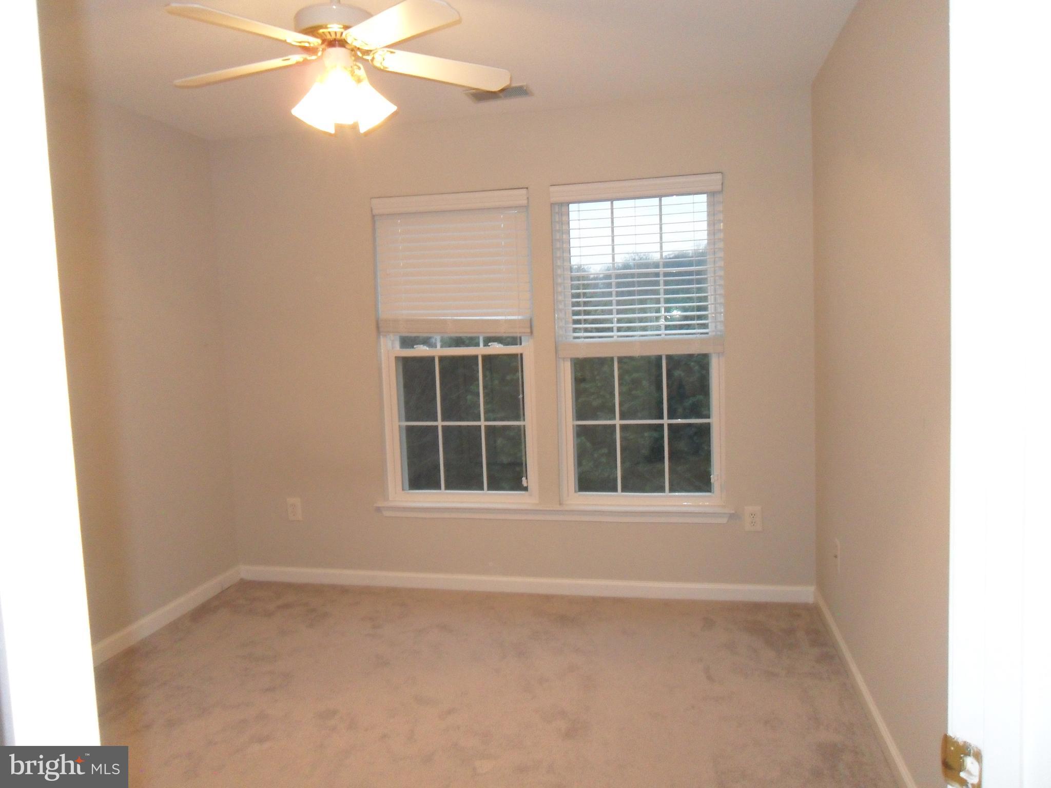 PAPILLON - Residential Lease