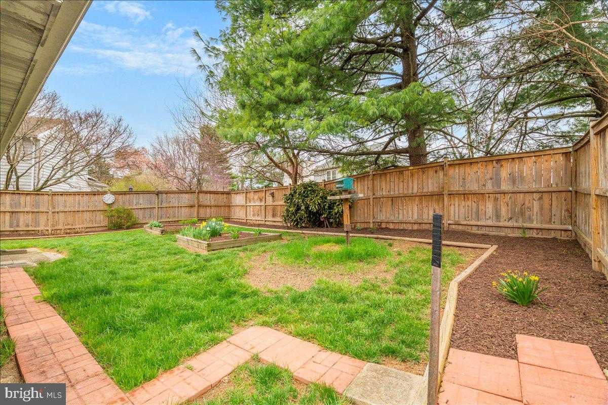 WILLOWCREST - Residential