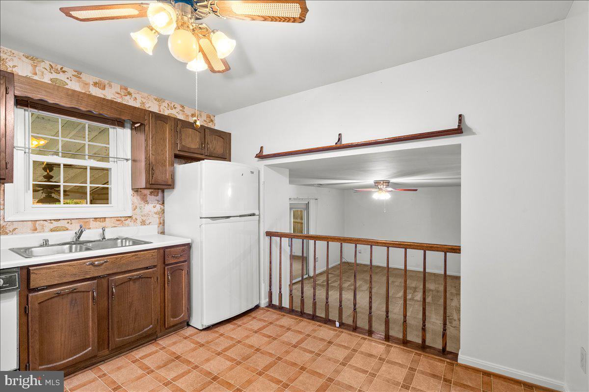 WILLOWCREST - Residential