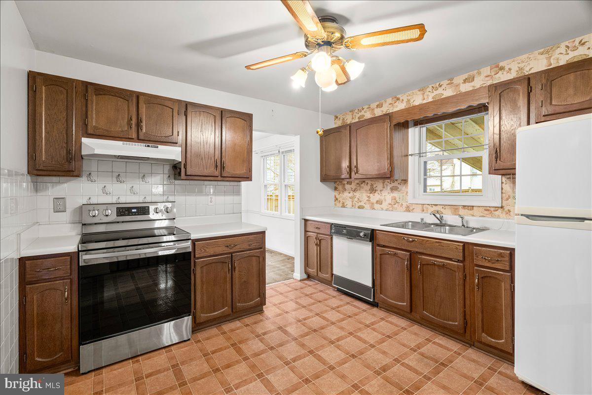 WILLOWCREST - Residential