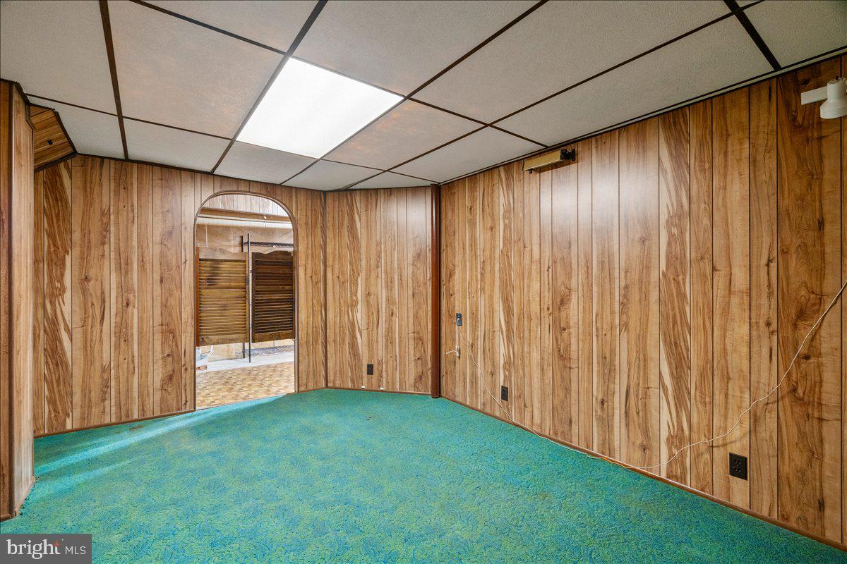 WILLOWCREST - Residential