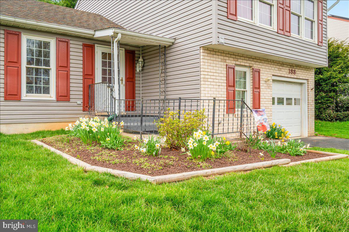 WILLOWCREST - Residential