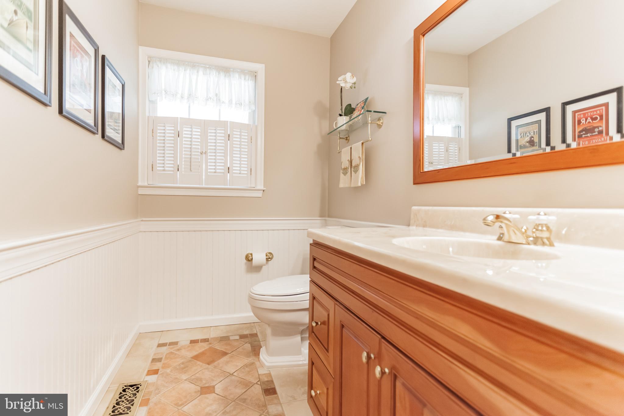 MIRROR LAKE FARMS - Residential