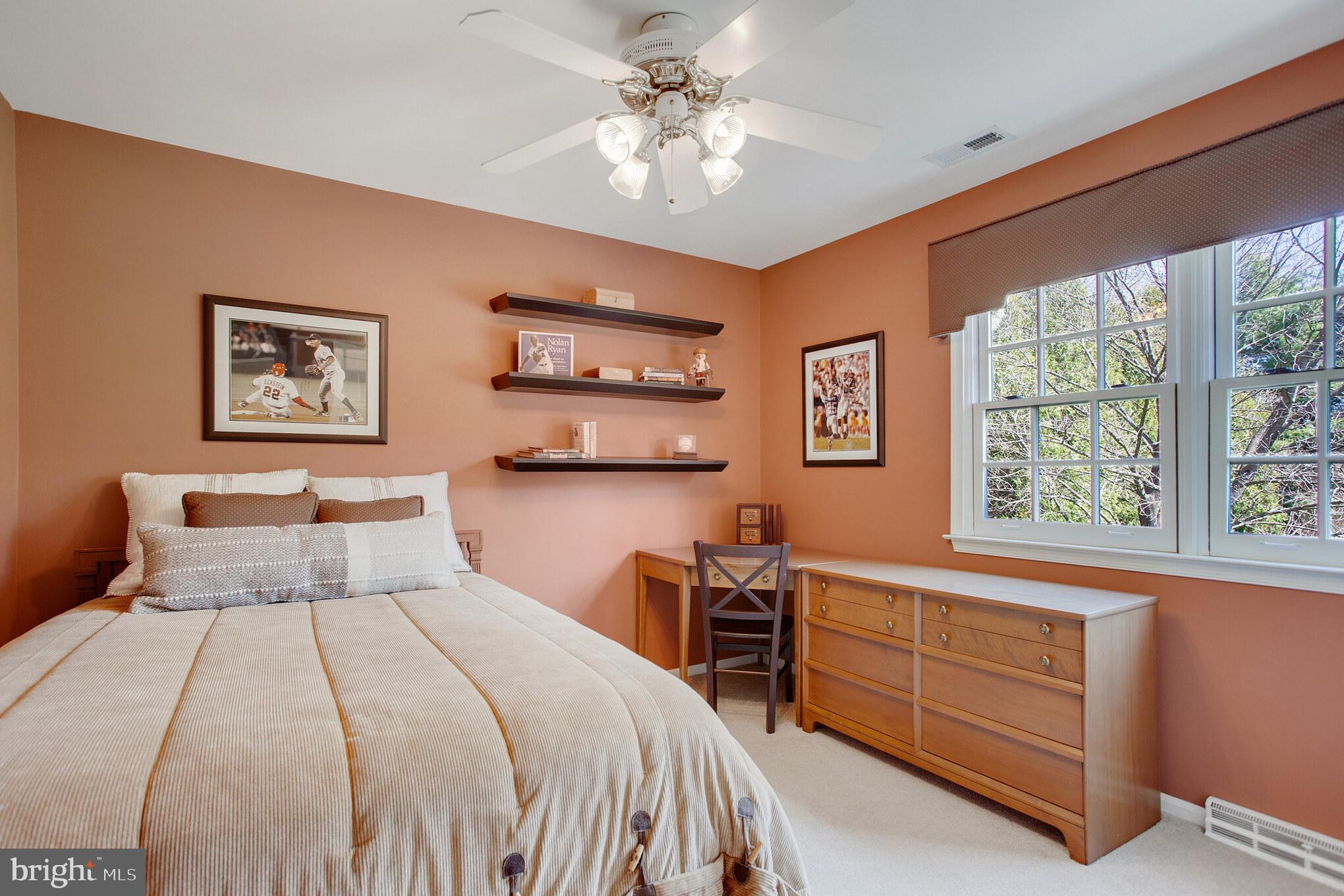 MIRROR LAKE FARMS - Residential
