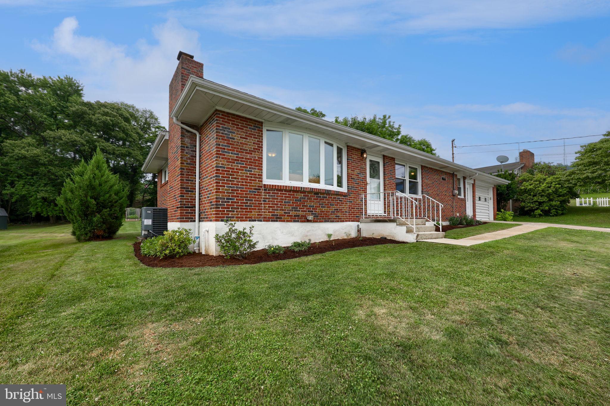 103 OAK KNOLL ROAD