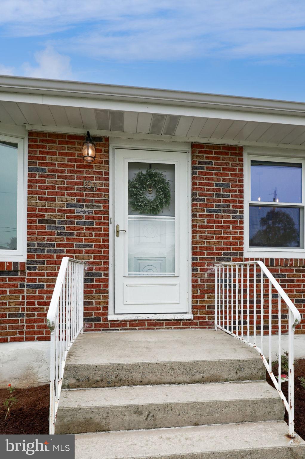 103 OAK KNOLL ROAD