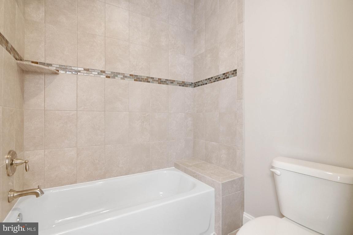 SPRINGFLD FOREST - Residential