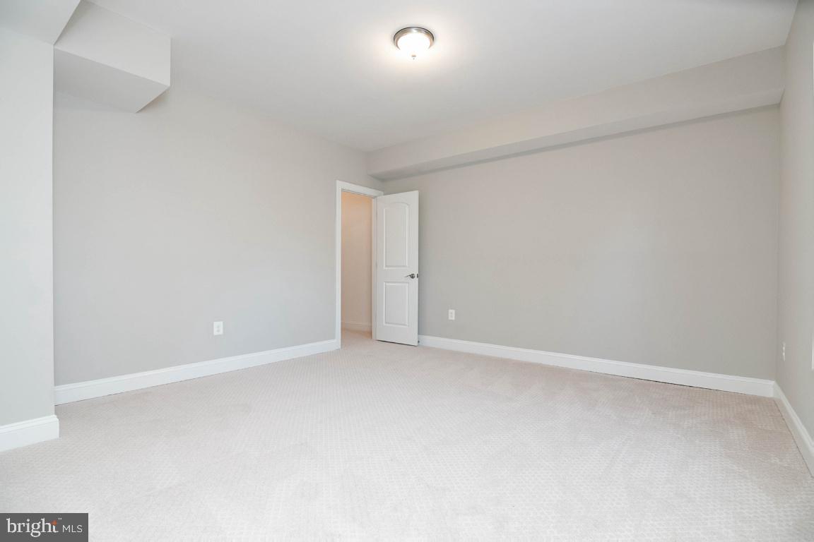 SPRINGFLD FOREST - Residential