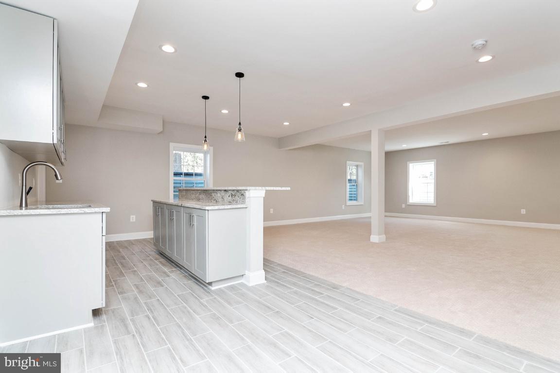 SPRINGFLD FOREST - Residential