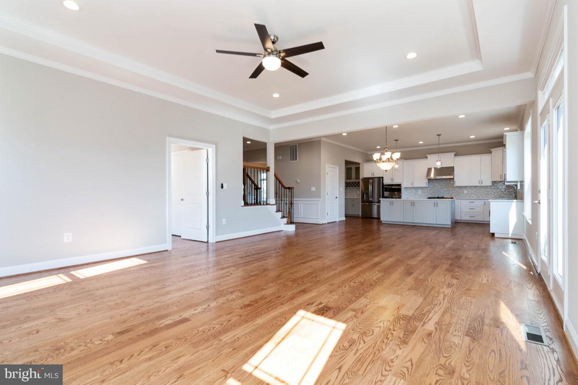 SPRINGFLD FOREST - Residential