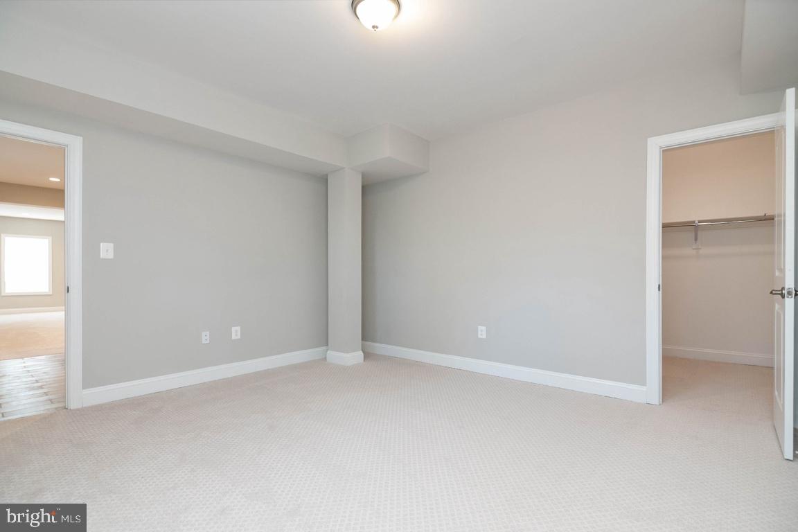 SPRINGFLD FOREST - Residential