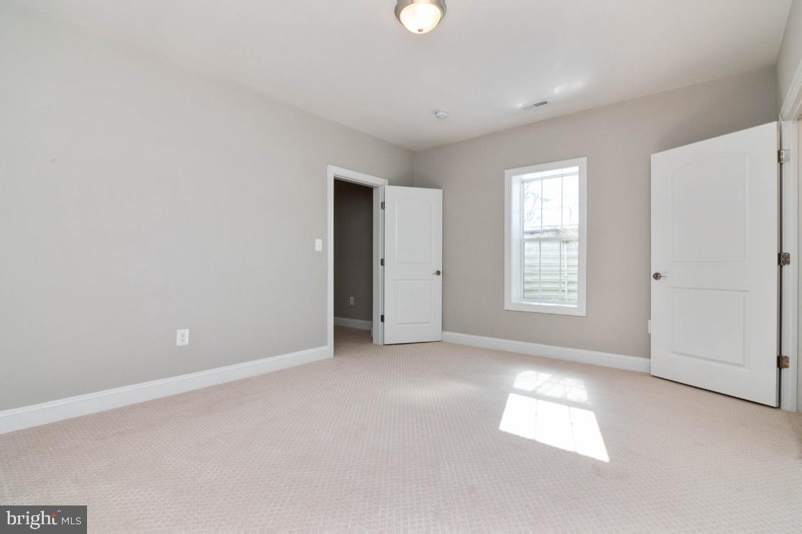 SPRINGFLD FOREST - Residential